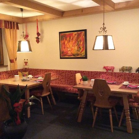 Panorama Garni Ingrid Hotel ดอบบีอาโก ภายนอก รูปภาพ
