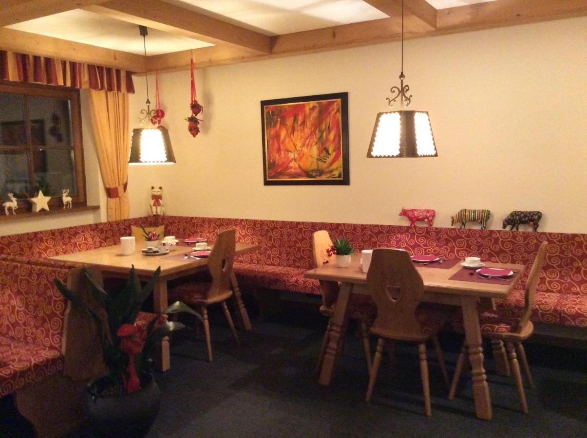 Panorama Garni Ingrid Hotel ดอบบีอาโก ภายนอก รูปภาพ