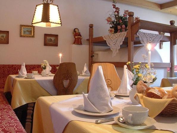 Panorama Garni Ingrid Hotel ดอบบีอาโก ภายนอก รูปภาพ