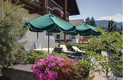 Panorama Garni Ingrid Hotel ดอบบีอาโก ภายนอก รูปภาพ