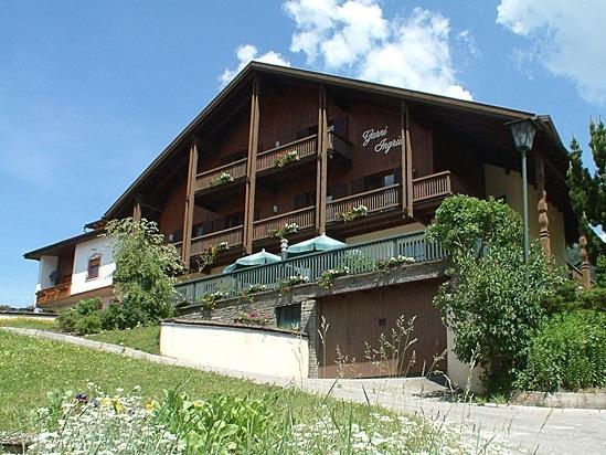 Panorama Garni Ingrid Hotel ดอบบีอาโก ภายนอก รูปภาพ
