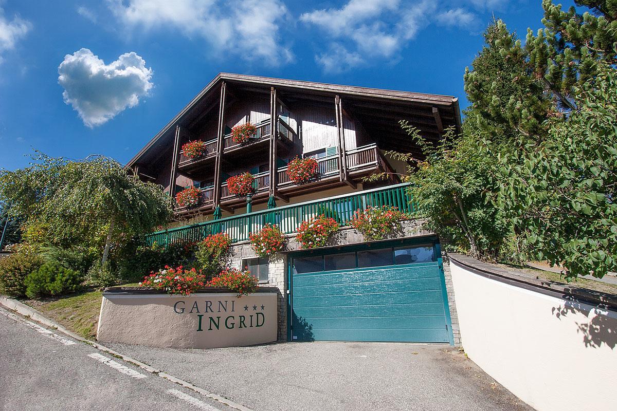 Panorama Garni Ingrid Hotel ดอบบีอาโก ภายนอก รูปภาพ